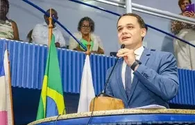 Lorenzo Pazolini defende fim da escala 6x1 no Espírito Santo