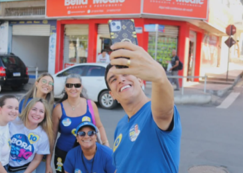 Erick Musso faz caminhada e destaca a recepção em Cachoeiro