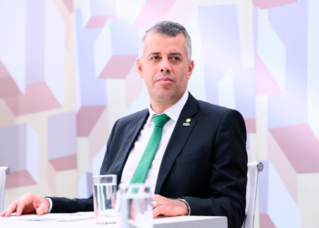 Evair de Melo defende emendas Pix e critica Previdência