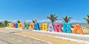 Festival do Camarão movimenta Conceição da Barra com gastronomia e shows