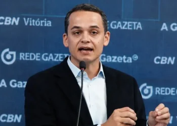 Pazolini viaja a Brasília para articular apoios no 2º turno
